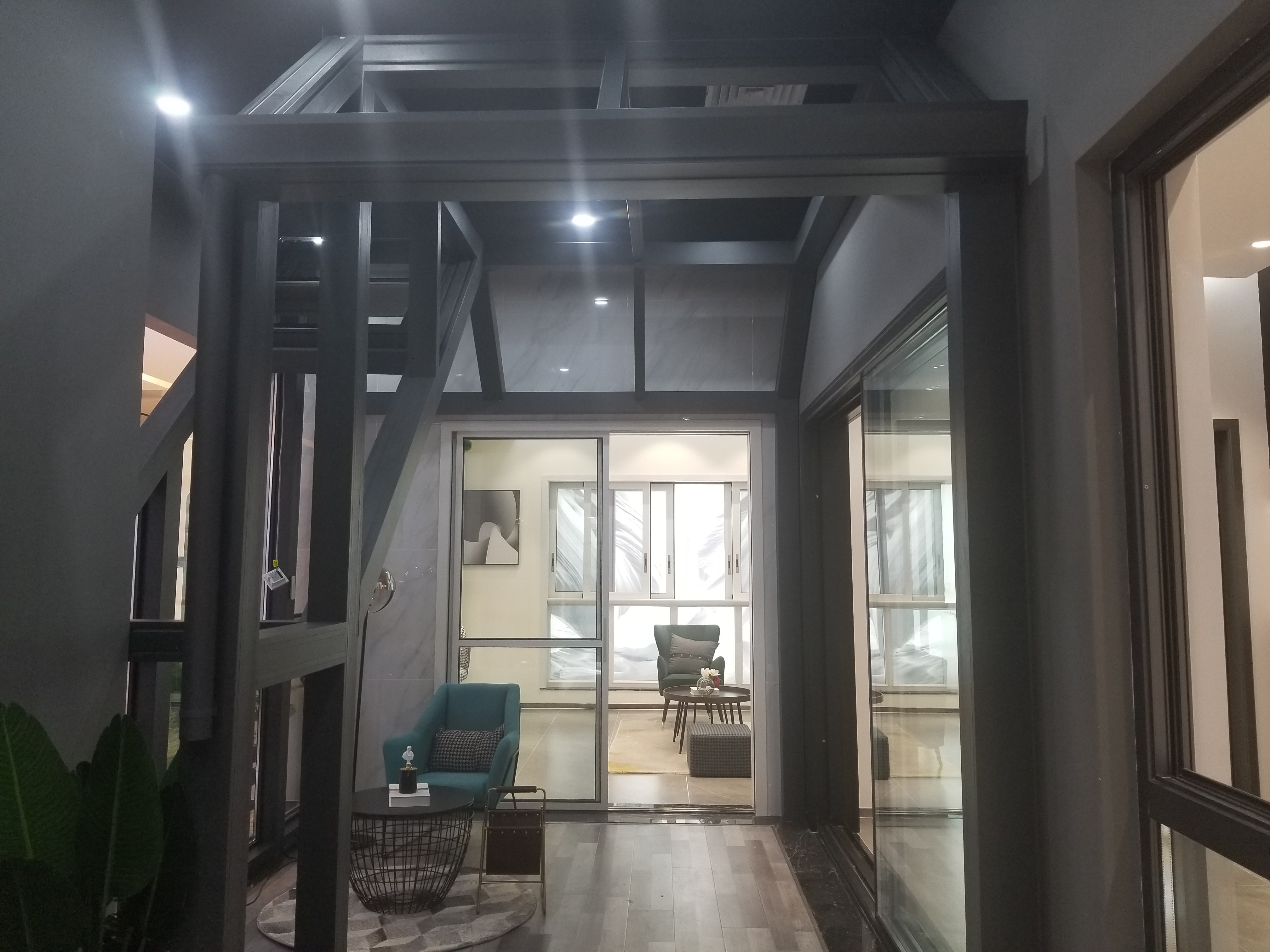 采用德國極致工藝 打造藝術(shù)人居,洛蘭世嘉門窗新品預(yù)覽(圖10) 采用德國極致工藝 打造藝術(shù)人居,洛蘭世嘉門窗新品預(yù)覽(圖10)